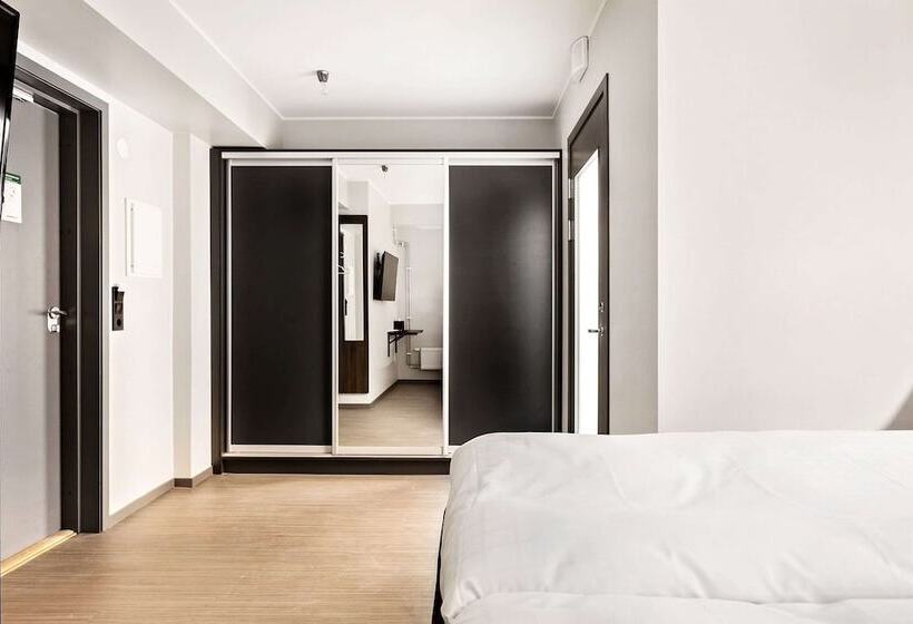 Sure Hotel Studio By Best Western Bromma