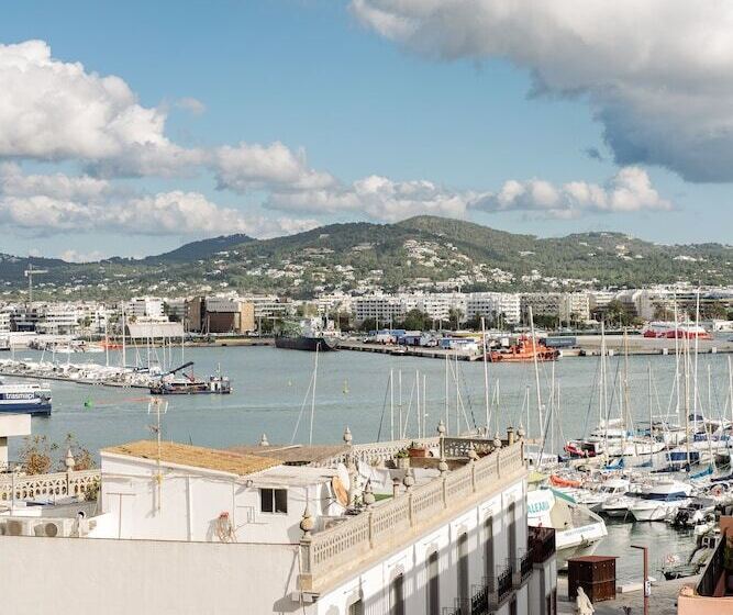 هتل The Standard, Ibiza