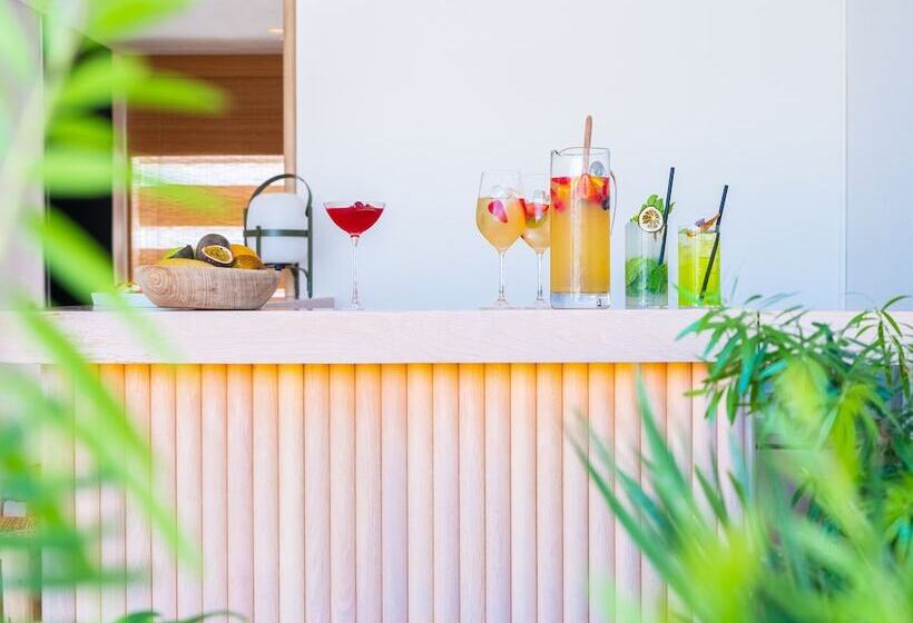 هتل The Standard, Ibiza