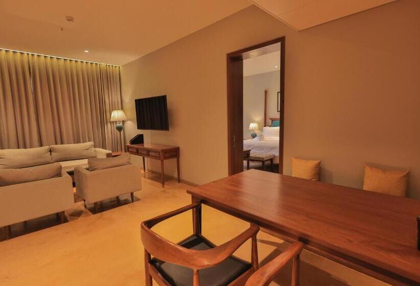 호텔 Time Square Resort & Spa Bhuj