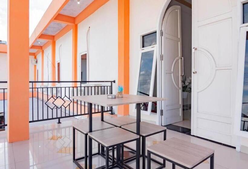 Urbanview Hotel Bundaran Besar Palangkaraya By Reddoorz