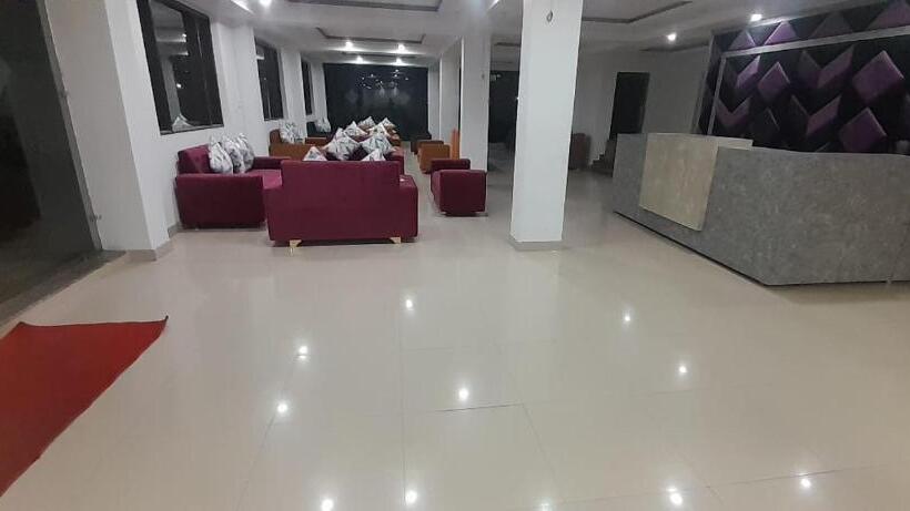 فندق Zoon Dabb Srinagar Airport Kashmir