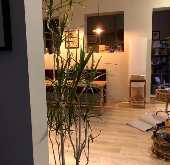 פנסיון L Atelier Et Apres