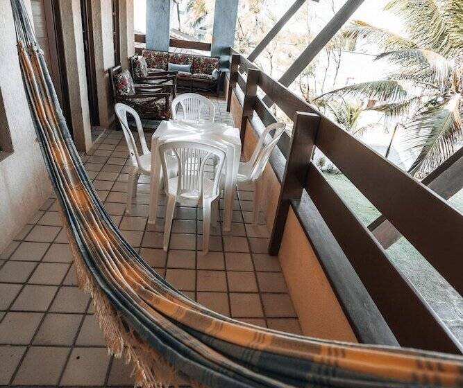 Porto Paraiso Hostel