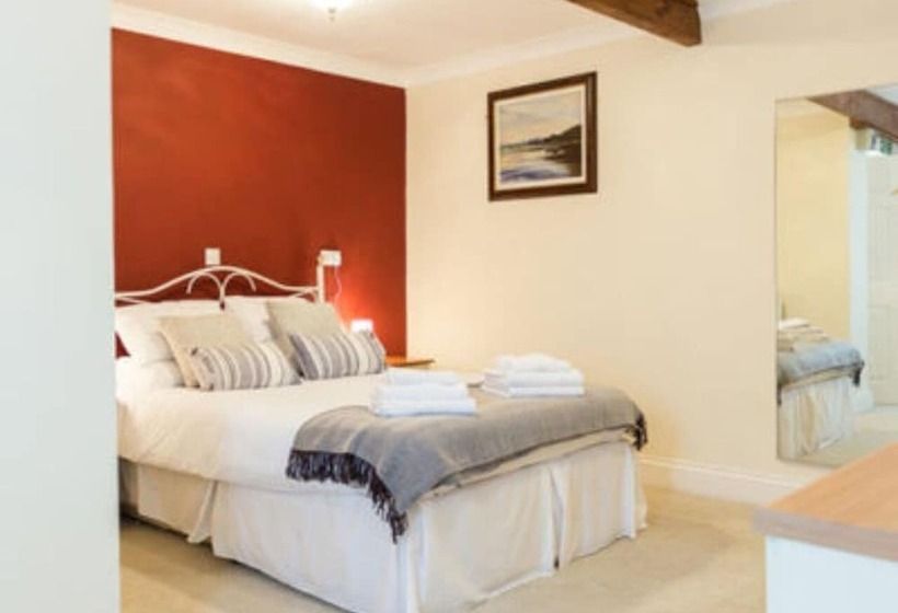 הוסטל The Bull Inn