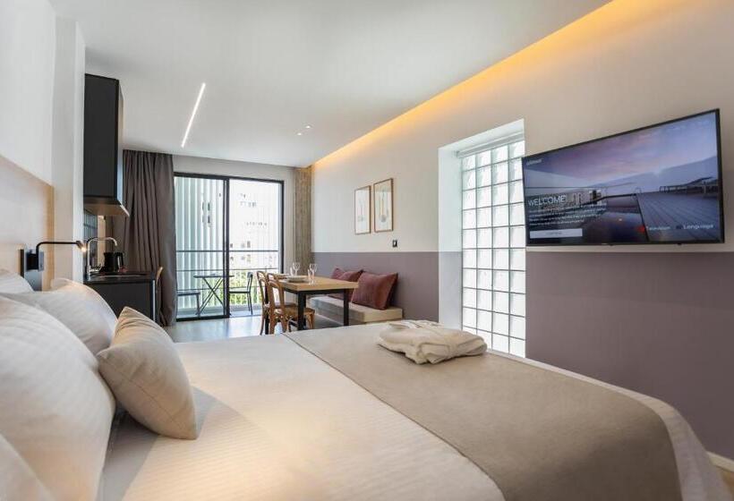 Alinea Urban Saripolou Square