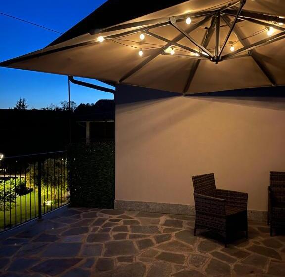 민박 Al Laghetto La Morra