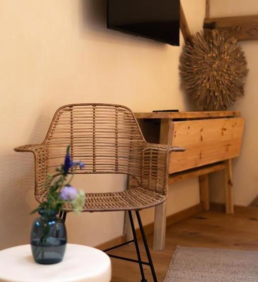 ベッドアンドブレックファースト Gut Leben Landresort