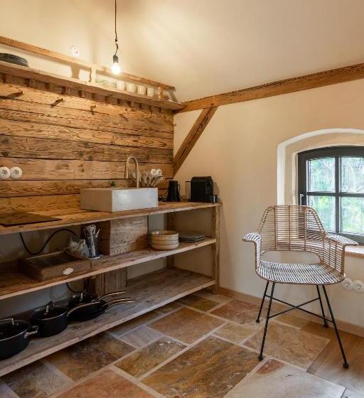 ベッドアンドブレックファースト Gut Leben Landresort