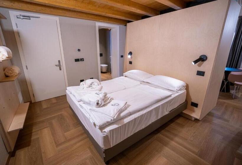 ベッドアンドブレックファースト La Meridiana