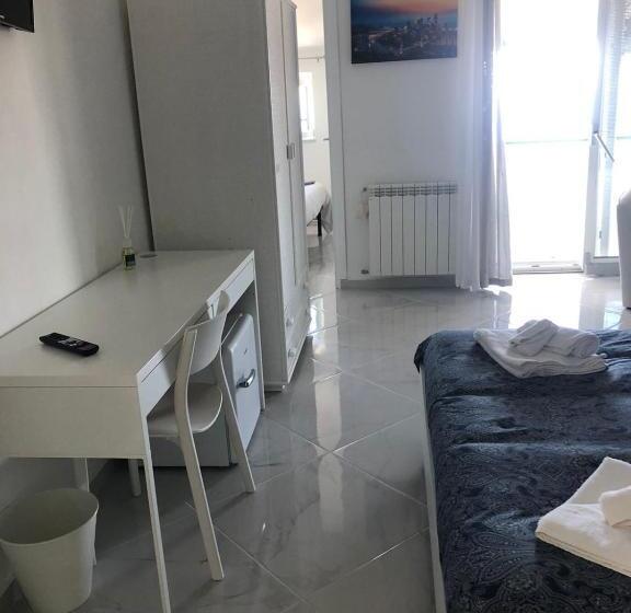 住宿加早餐  Villa Ludo A Zambrone Tropea