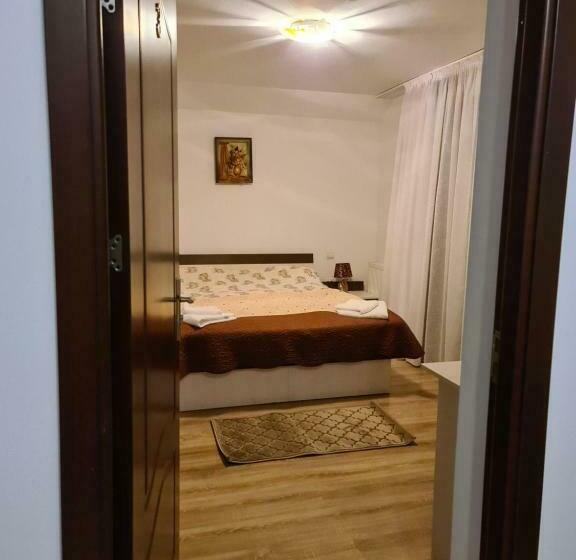 Candy Pensiune&restaurant