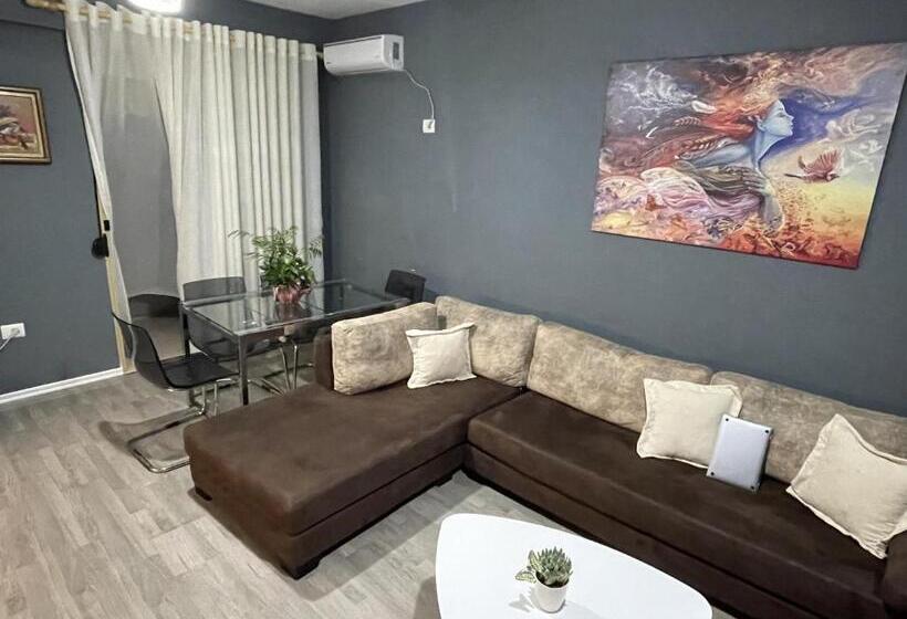 Center Residence