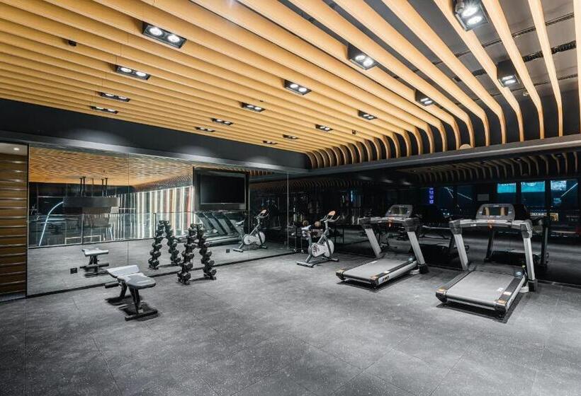 Atour Hotel Shaoxing Jinghu City Hall Basketball Theme