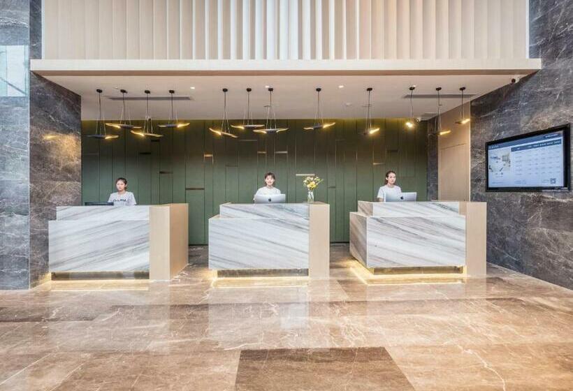 Atour Hotel Suining Chuanshan Railway Station