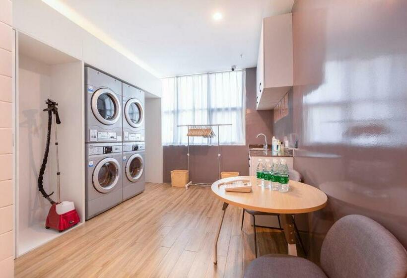 Atour X Hotel Yancheng Lingxiang Xinlong Road