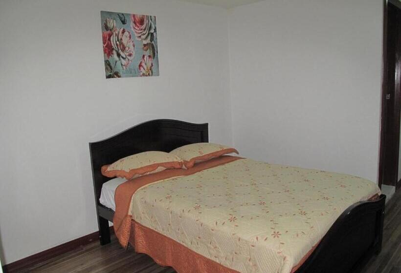 فندق Hostal El Rio