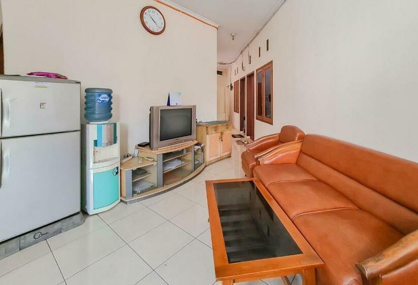 בית מלון כפרי Koolkost At Jalan Ciheulang Bandung Minimum Stay 30 Night