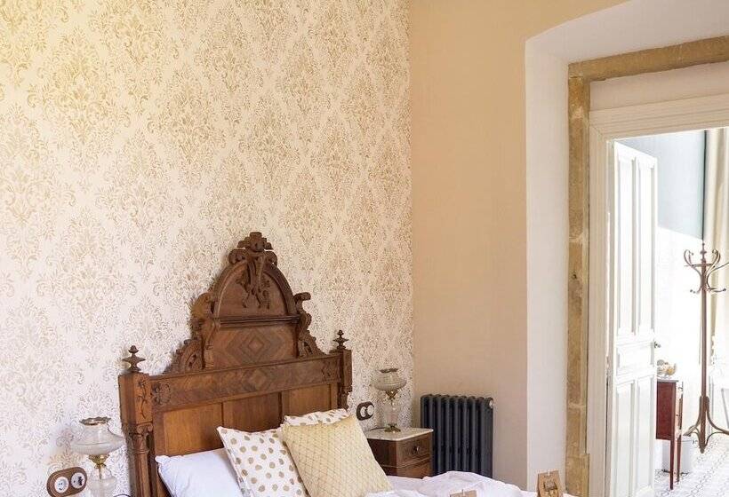 هتل La Venta De Miyares   Casa De Indianos