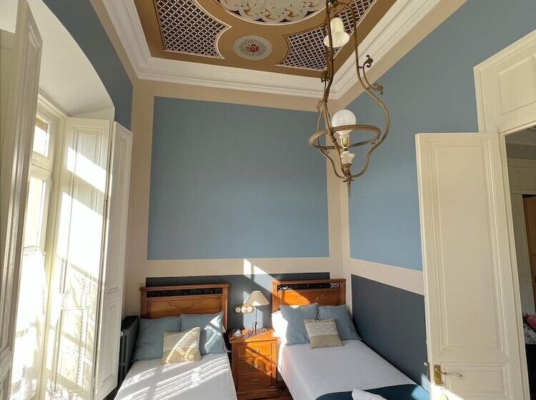 هتل La Venta De Miyares   Casa De Indianos