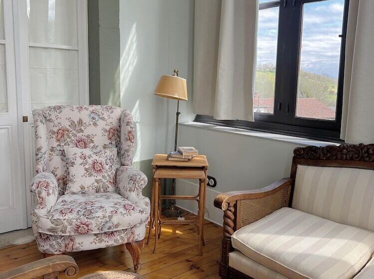 هتل La Venta De Miyares   Casa De Indianos