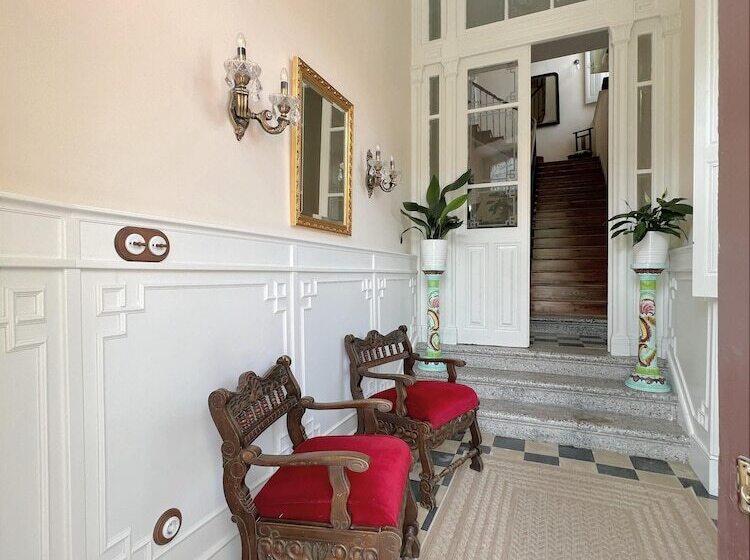 هتل La Venta De Miyares   Casa De Indianos