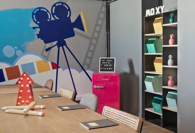 فندق Moxy La Ciotat