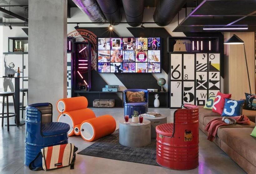 فندق Moxy La Ciotat