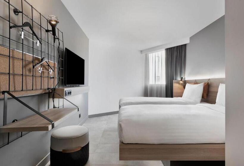 فندق Moxy La Ciotat