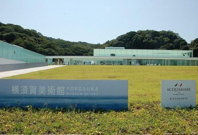 בית מלון כפרי New Port Yokosuka