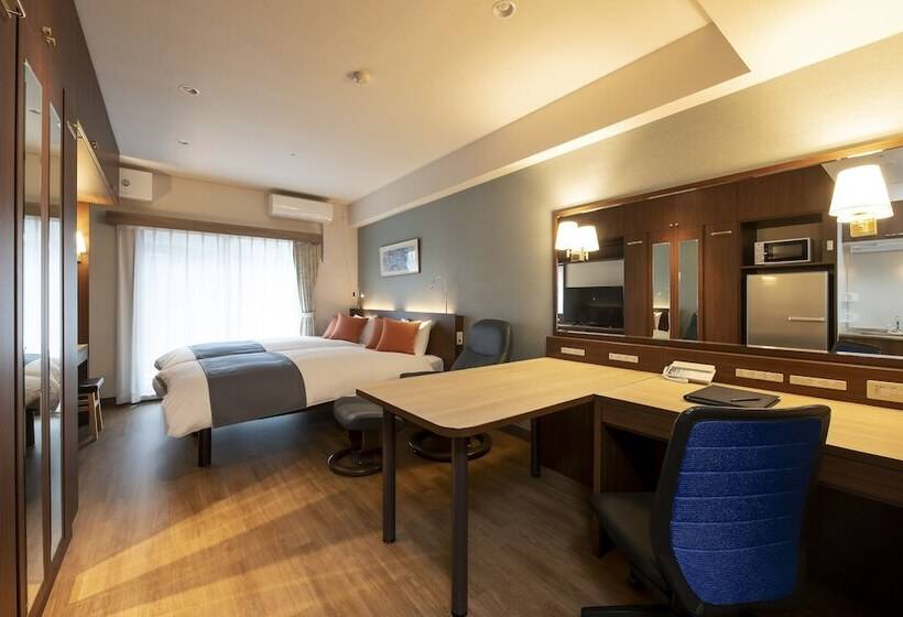 Otel New Port Yokosuka