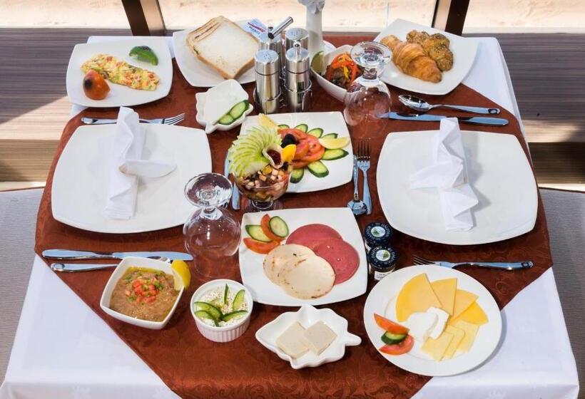 בית מלון כפרי Tulip Plaza