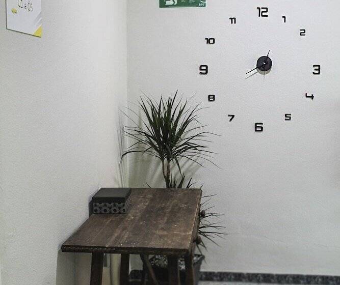 هتل Vía Sevilla   Cádiz By Ma 22 Puntos