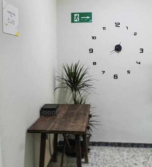 هتل Vía Sevilla   Cádiz By Ma 22 Puntos