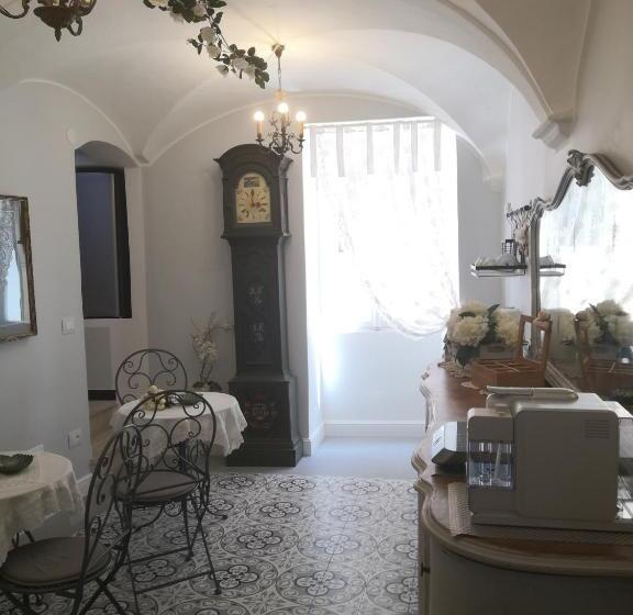 פנסיון Bouquet Di Note