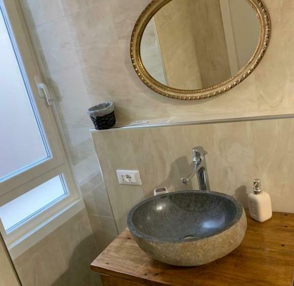 بنسيون Domus L’aurea