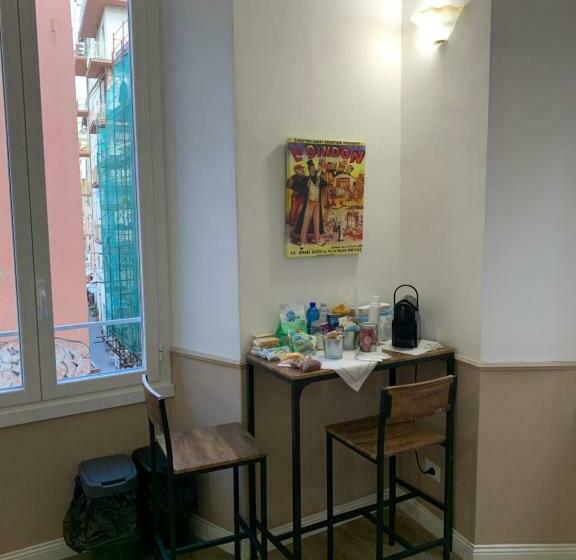 بنسيون Domus L’aurea