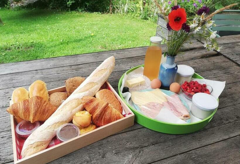 ペンション La Roulotte