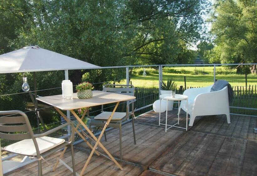 ペンション La Roulotte