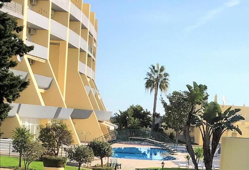 Пансион Sun & Sea, Meia Praia