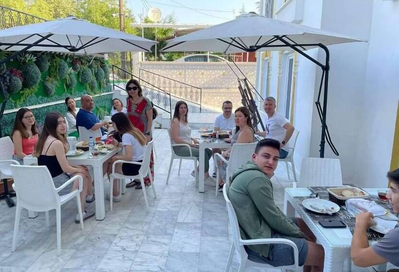 Rosa Therapy Butik Otel