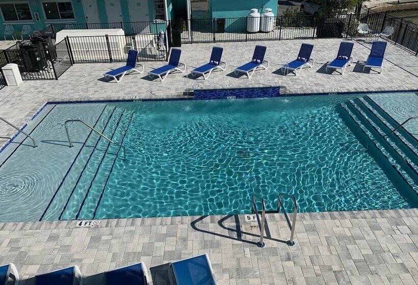 Sea Jay Motel And Marina