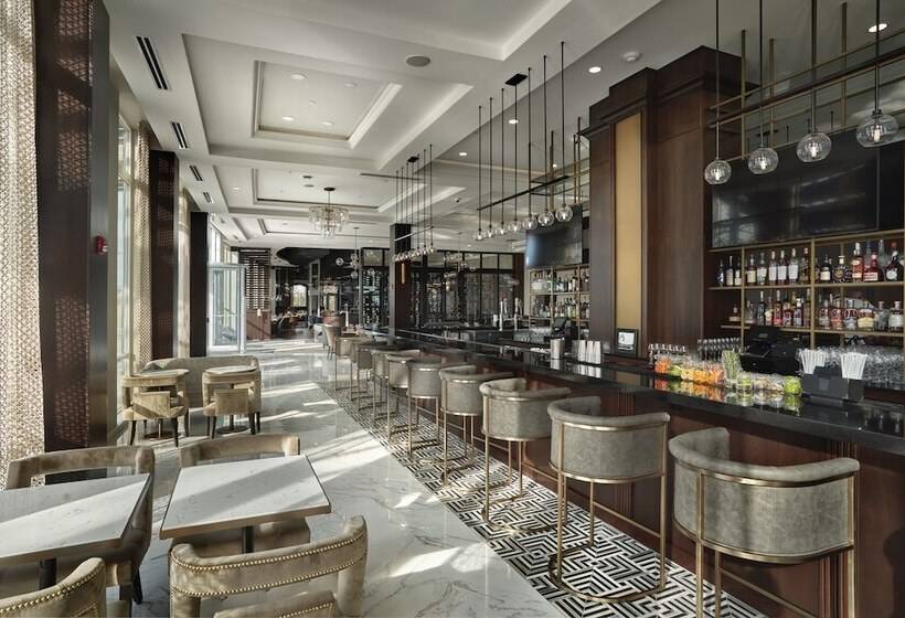 فندق The Chateau Grande