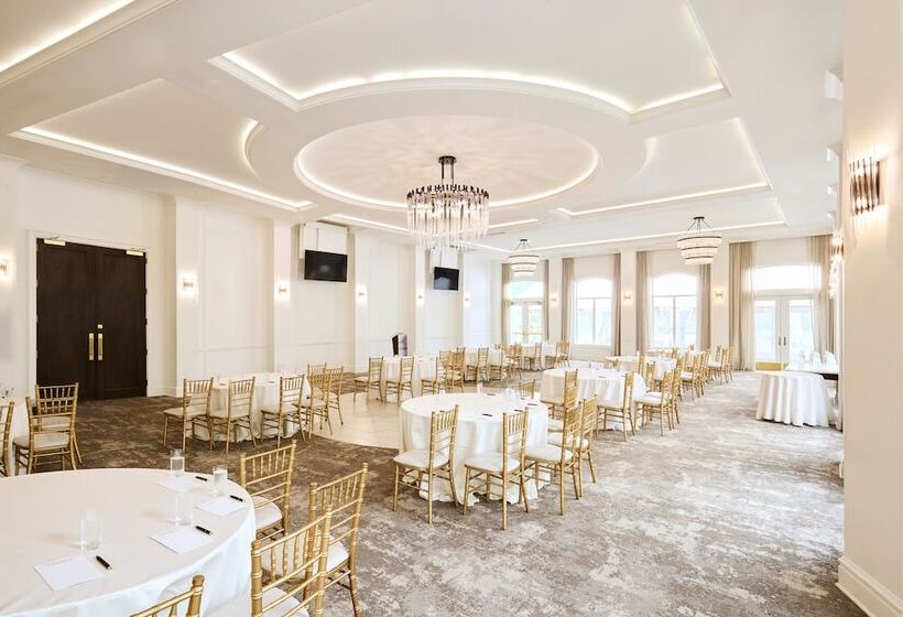 فندق The Chateau Grande