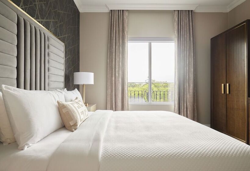 فندق The Chateau Grande