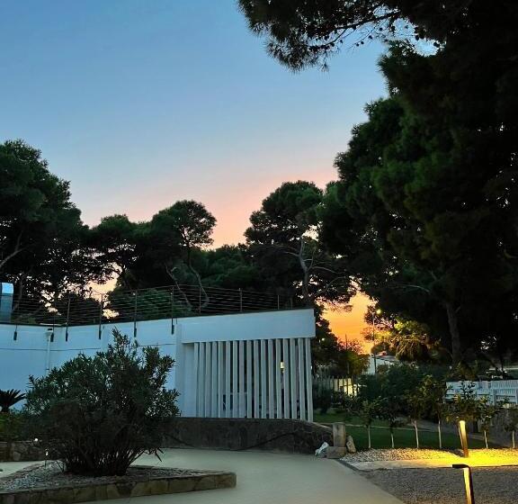 Angolo Mare Apartments & Rooms