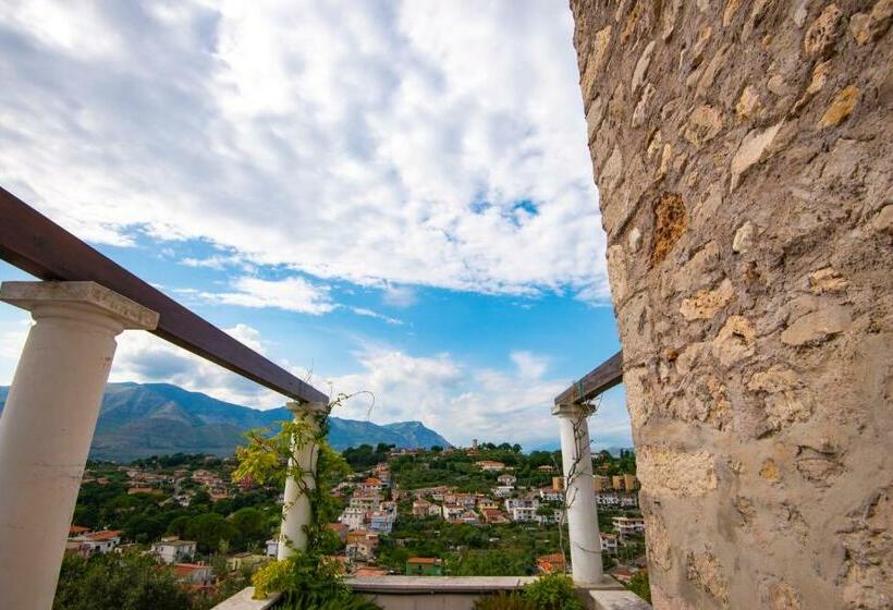 مبيت وإفطار Torre Caetana