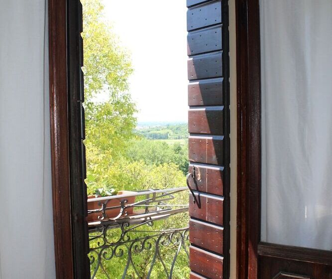 تختخواب و صبحانه Villa Flangini