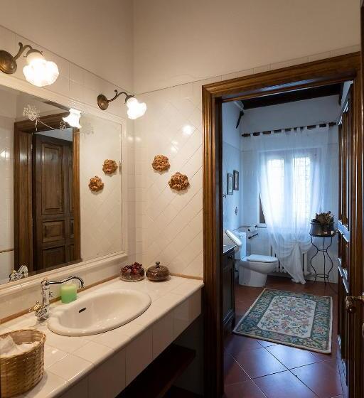 هتل Agriturismo Il Bottaccino