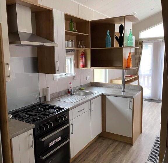 فندق Gulliver S Valley, M1, Jct 31